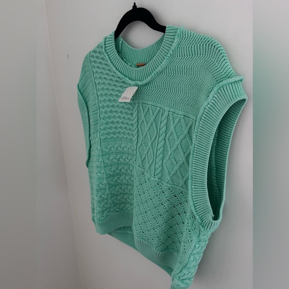 Free People Take The Plunge Vest in Ocean Lily NWT - Picture 6 of 11